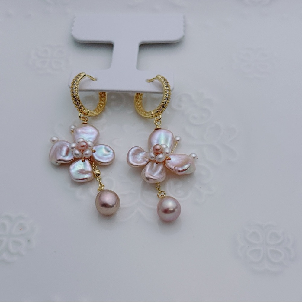 26E156 Handmade High Quality Freshwater Baroque Pearl Butterfly Earrings - Picture 4 of 8